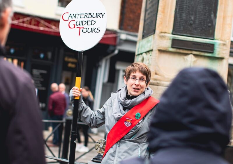 Canterbury: Walking Tour with Green Badge Guide - Access to the Cathedral Grounds and Ruins