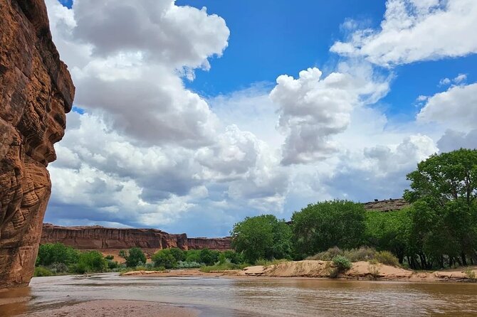 Canyon Combo Tours - Walking Along the Rugged Canyon Floor