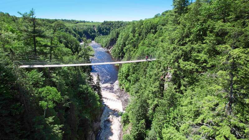 Canyon Sainte-Anne: Park Admission Ticket - The Role of the Guides and Signage