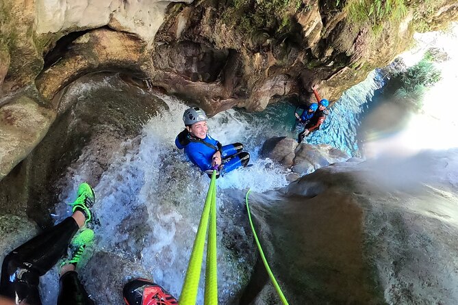 Canyoning Adventure Rio Verde in Granada - Exploring Rio Verde: Waterfalls, Natural Slides, and Crystal Wells