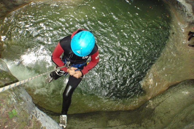 Canyoning discovery 3h in Aix les bains / Chambéry: Ternèze - The Charm of the Ternèze Canyon