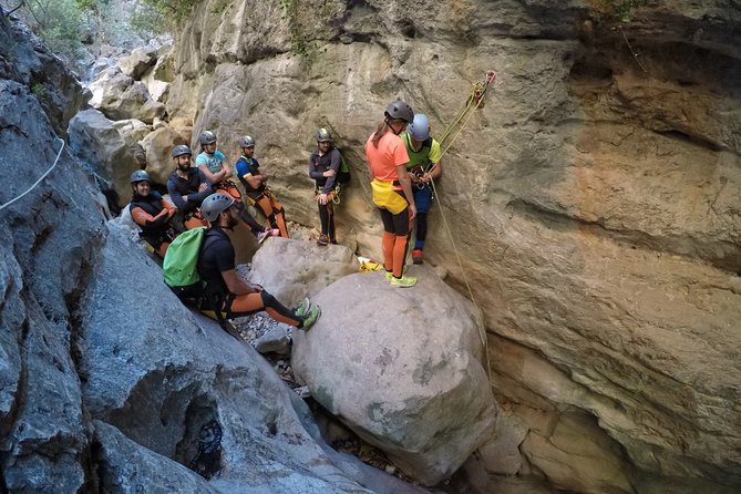 Canyoning Green Throat - The Group Size and Booking Process