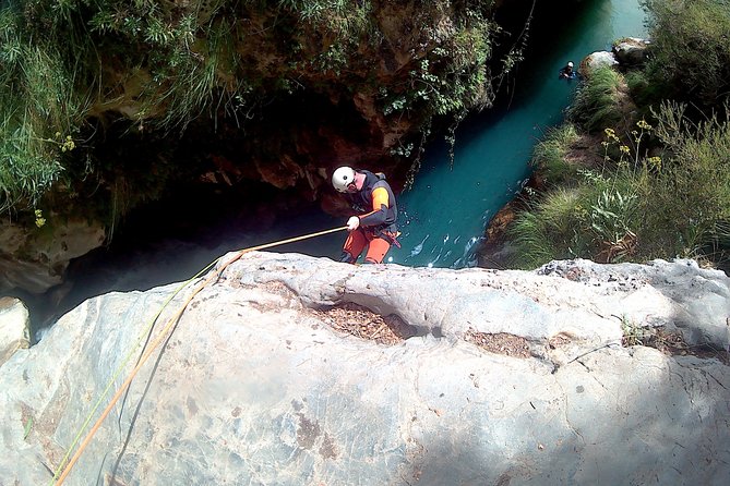 Canyoning in Andalucia: Rio Verde Canyon - Included Snacks, Water, and Lunch