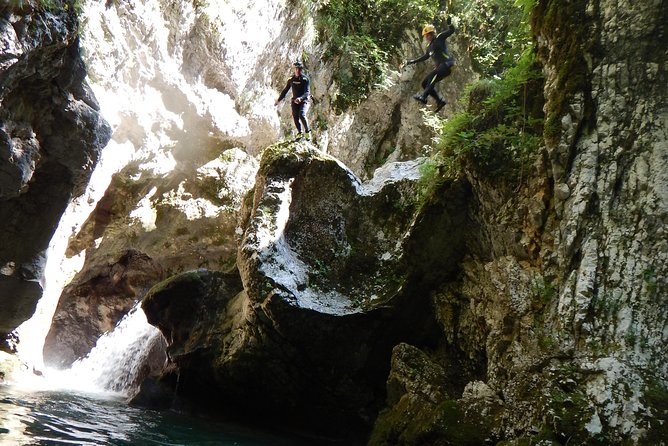 Canyoning in Nevidio Canyon - The Route: From the Starting Point to the Canyon Exit