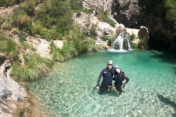Canyoning in Rio Verde with photos from Granada - Key Points