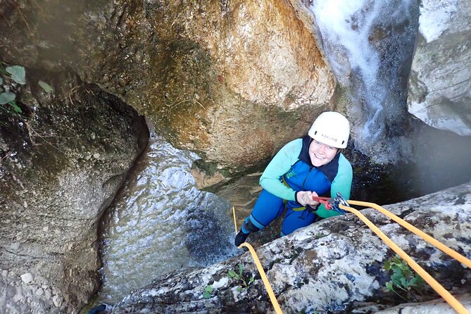 Canyoning "Summerrain" - fullday Canyoning Tour also for beginner - The Equipment and Safety Measures