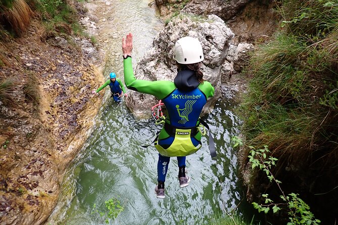 Canyoning "Summerrain" - fullday Canyoning Tour also for beginner - Guides Who Make a Difference