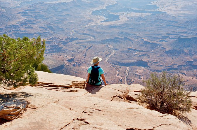 Canyonlands Full Day Private Tour and Hike - Lunch and Other Inclusions