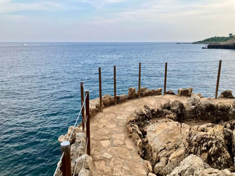 Cap dAntibes: Interactive Walking Tour with Quiz & Photos - Family-Friendliness and Accessibility Considerations