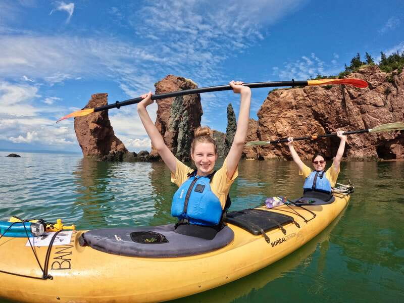 Cape Chignecto: Three Sisters Kayaking Day Tour - Key Points