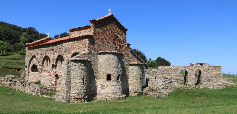 Cape of Rodon Adventure: Wine Tasting, Church & Boat Ride - Explore the Stunning Cape of Rodon and Its Coastal Cliffs