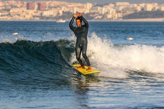 Capifórnia Surf Experience - Lisbon - Small Group Dynamics and Skill Level Adjustment