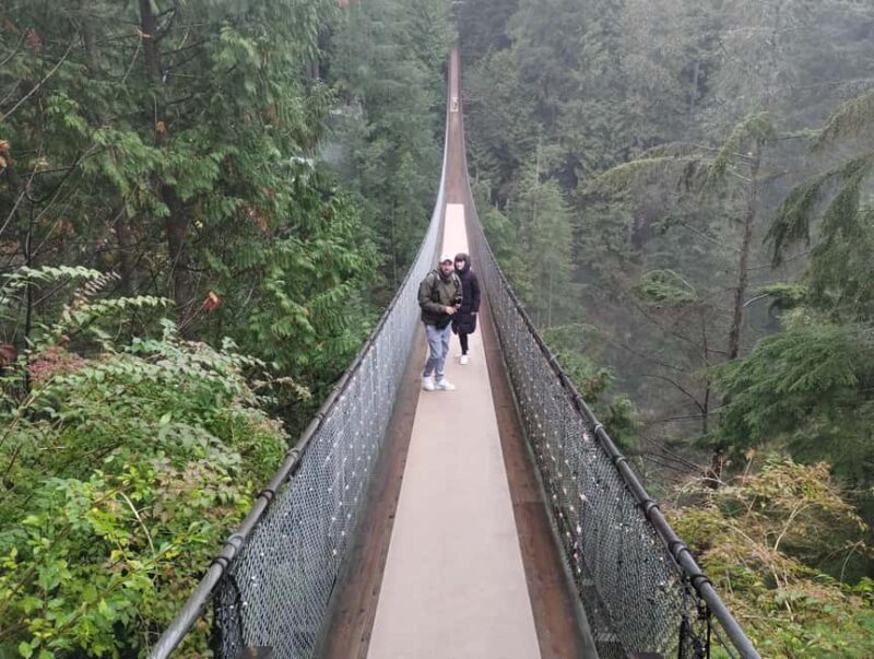 Capilano Suspension Br+Lake+Dam+Hachery/4in1/CAR/Small GROUP - Key Points