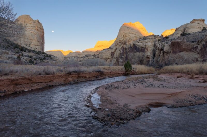 Capitol Reef Sunrise Photography Tour - What’s Not Included: Food, Drinks, and Vandalism Rules