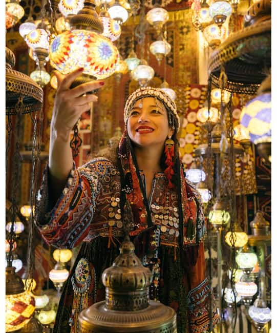 Cappadocia: Authentic Carpet Studio & Flying Dress Shoot - Unique Photography in a Traditional Carpet Studio in Cappadocia