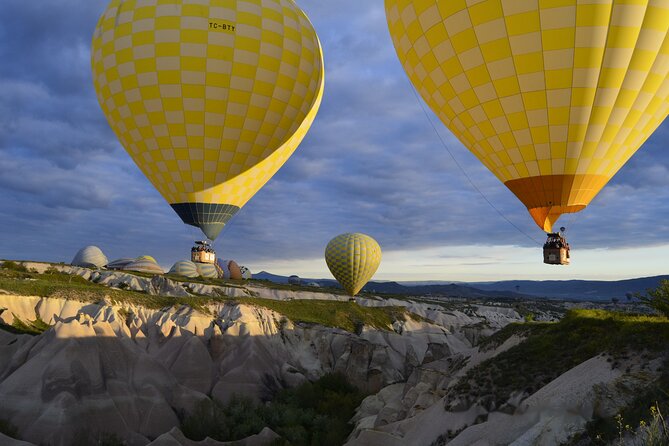 Cappadocia Balloon Ride with Breakfast, Champagne and Transfers - The Experience and Why It Gets Top Ratings