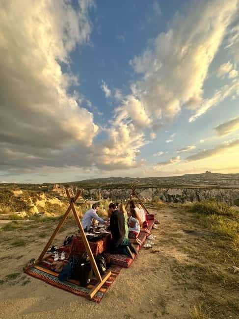 Cappadocia: Barbecue Picnic at Sunset with Transfer - How the Tour Transitions from Pickup to Outdoor Dining