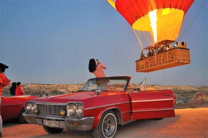 Cappadocia Classic Car Tour - Watching the Hot Air Balloons at Dawn