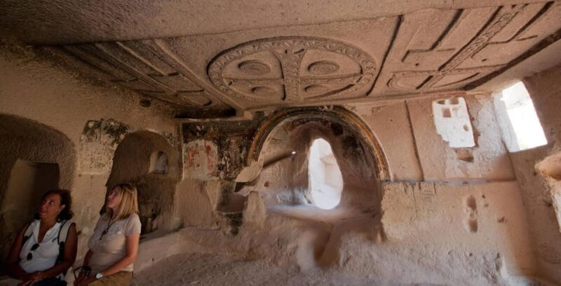 Cappadocia: Explore Cappadocia's Highlights on the Red Tour - Hotel Drop-off and the Comfort of Small Groups