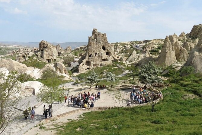 Cappadocia Full Day Private Tour with Lunch Included - Climbing Uçhisar Castle for Panoramic Views