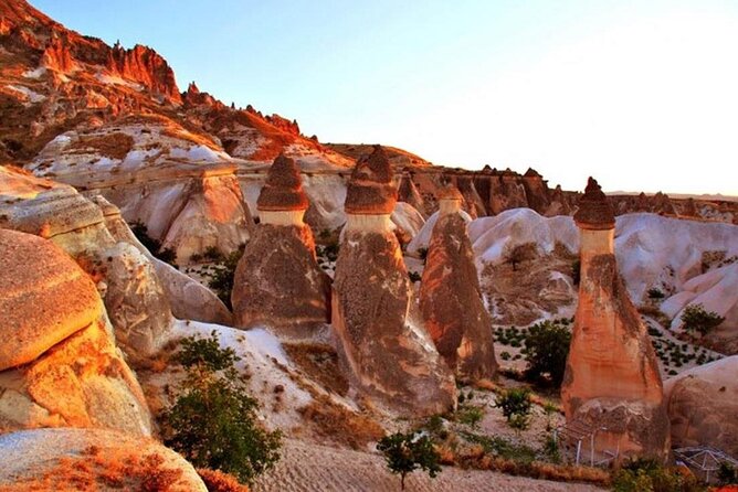 Cappadocia: Full-Day Small Group Tour with Lunch & Tickets - Watching Pottery Art at Avanos Carsi Seramik