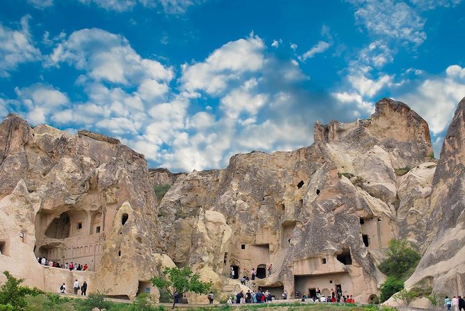 Cappadocia Full-Day Tour from Istanbul: Goreme Open-Air Museum, Pigeon Valley - Discovering the Pottery of Avanos