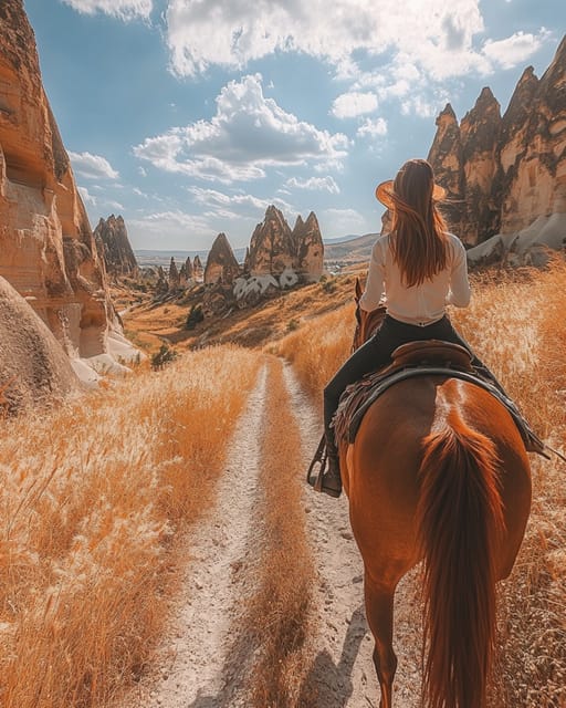 Cappadocia: Horseback Riding Tour with Hotel Transfer - The Experience Provider: Müze Travel