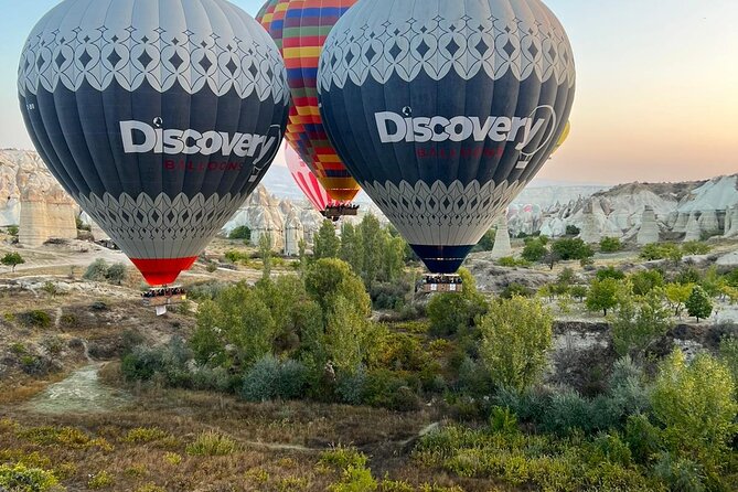 Cappadocia Hot Air Balloon Flight / Discovery Balloons - The Experience of Floating Over the Valleys and Rock Formations