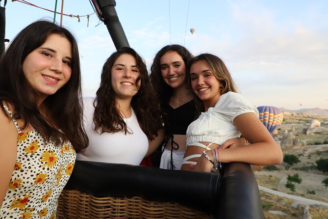 Cappadocia Hot Air Balloon Tour With Transfer - Cappadocia Hot Air Balloon Tour With Transfer: An Aerial Adventure in Goreme