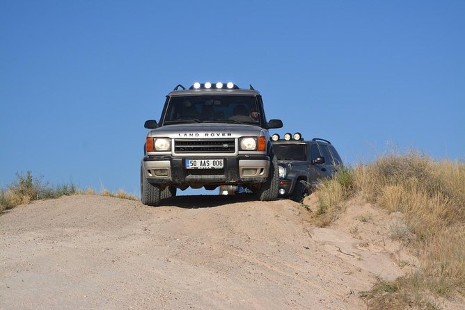 Cappadocia Jeep Safari with Hot Air Balloon Watch at Sunrise - Getting Close to the Balloons at Aydin Kiragan Tepesi