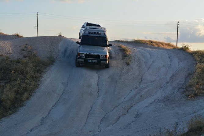 Cappadocia Jeep Safari with Hot Air Balloon Watch at Sunrise - Comfortable Transportation in a 4WD Jeep