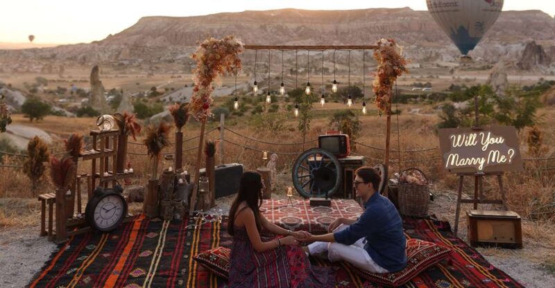 Cappadocia: Love Valley Proposal Service with Transfers - Hotel Pickup and Transportation Details