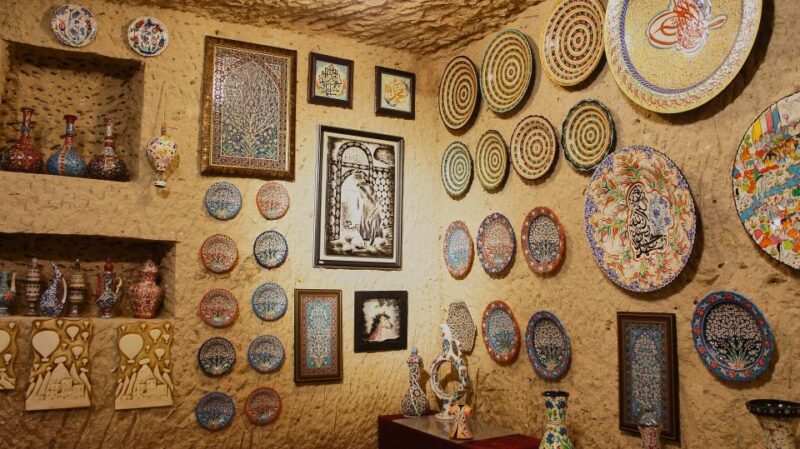Cappadocia : Pottery Workshop - The Role of the Guide and Cultural Insights