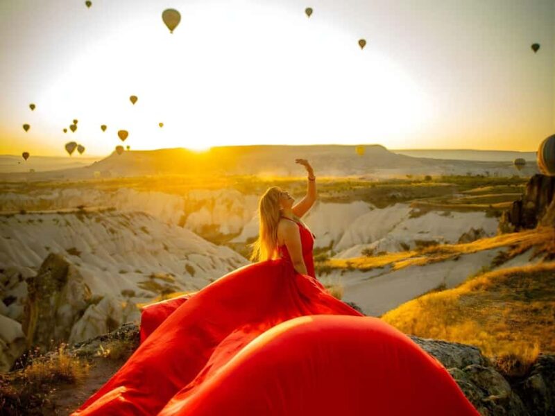 Cappadocia: Private Photo Shoot with Flying Dress & Horses - Customization and Dress Options for Your Photoshoot