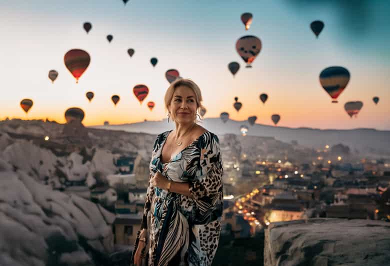 Cappadocia: Private Photoshoot Sunrise Balloon with Transfer - Starting Your Photoshoot at Göreme Hotel Pickup