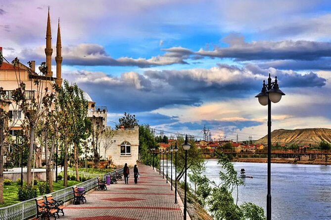 Cappadocia Private Tour Car & English-Speaking Guide - The Benefits of a Personalized Guided Experience