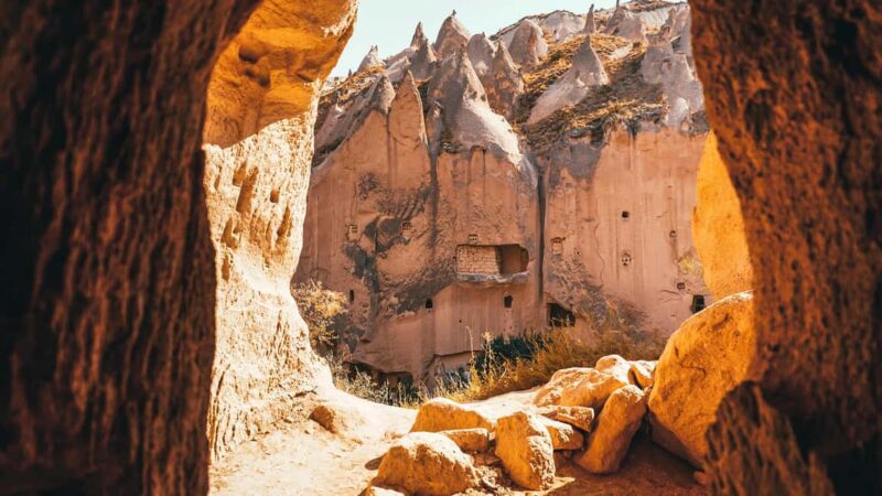 Cappadocia: Red Tour with Guide Daily Tour - Marveling at the Fairy Chimneys of Pasabag