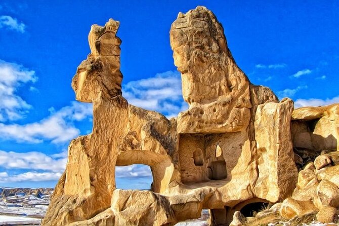 Cappadocia Red Tour with Guide in Spanish - Devrent Valley: Surreal Landforms and Imagination