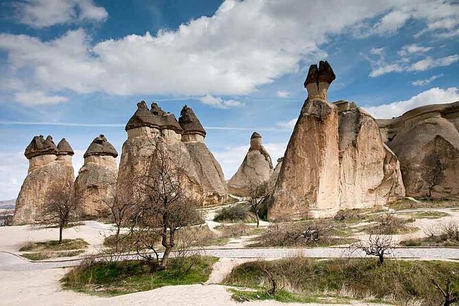 Cappadocia Red Tour With Open Air Museum And Expert Tour Guide - Climbing Uchisar Castle for Panoramic Views