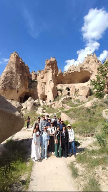 Cappadocia: Red Tour with Optional Lunch & Tickets - Shopping and Souvenirs at a Leather Showroom