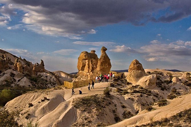 Cappadocia Red Tour,(included,lunch,guide,entrance fees) - Logistics and Group Size