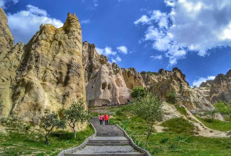 Cappadocia: Small-Group North Tour - Shopping and Cultural Workshops in Uçhisar and Avanos