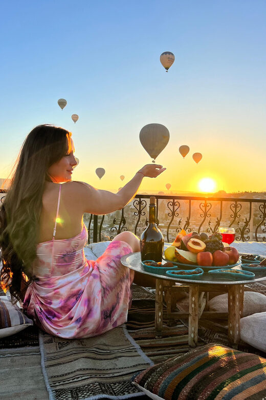 Cappadocia: Terrace Photo Spot With Balloon Flight View - The Unique Sunrise Experience with Balloon Flights