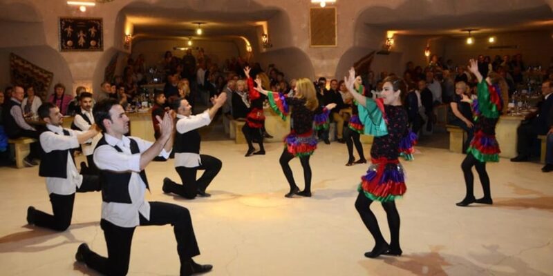 Cappadocia Turkish Night Show and Dinner Experience - Unlimited Drinks and a Relaxed Atmosphere