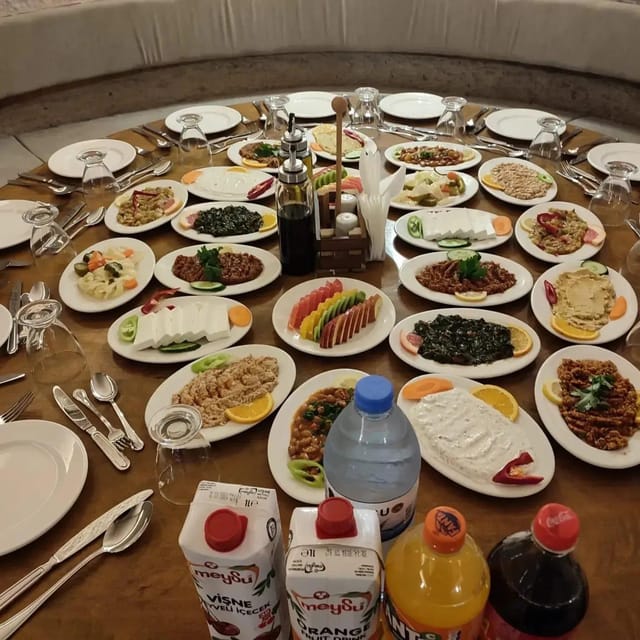 Cappadocia Turkish Night wTransfer,Dinner &Unlimited Drinks - Unlimited Drinks: A Relaxed and Festive Atmosphere