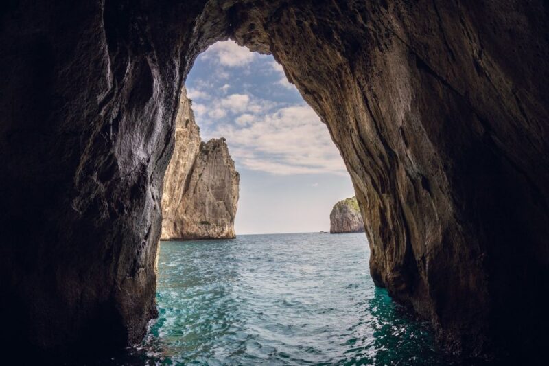 Capri: 2-Hour Boat Tour with Happy Hour - The Sum Up: A Bright and Breezy Way to See Capri