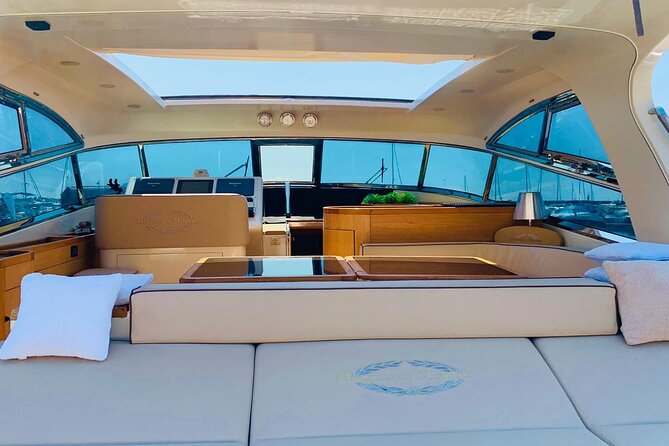 Capri & Amalfi Coast Luxury Tour on MAGNUM 53 Sport - Passing the Legendary Li Galli Islands and Coastal Villages