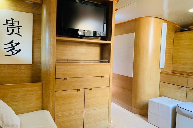 Capri & Amalfi Coast Luxury Tour on MAGNUM 53 Sport - Optional Visit to the Blue Grotto