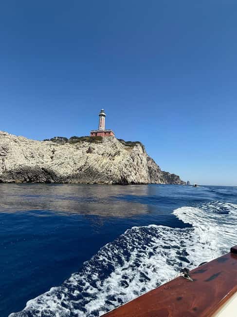 Capri: Boat Tour among Caves and Local Flavors - Savoring Capri’s Flavors Onboard