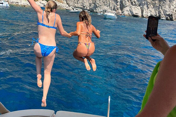 Capri Boat Tour and City Visit from Sorrento or Positano - Discovering Capri’s Maritime Heritage and Famous Rock Formations